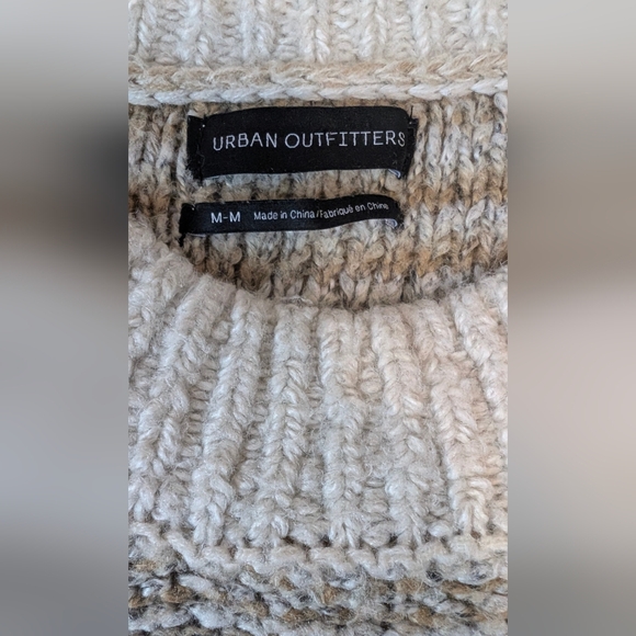 Urban Outfitters Multitone Knit Cropped Sweater - Picture 3 of 8